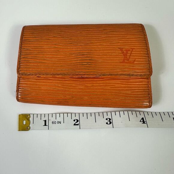 Louis Vuitton Orange Epi Leather 6 Key Holder Case Wallet - Picture 14 of 16